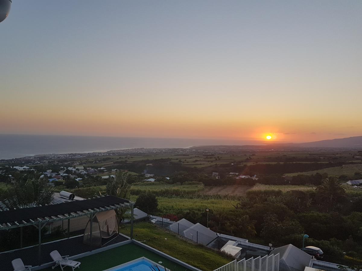 Hotel Le Soleil Couchant Saint Pierre Εξωτερικό φωτογραφία